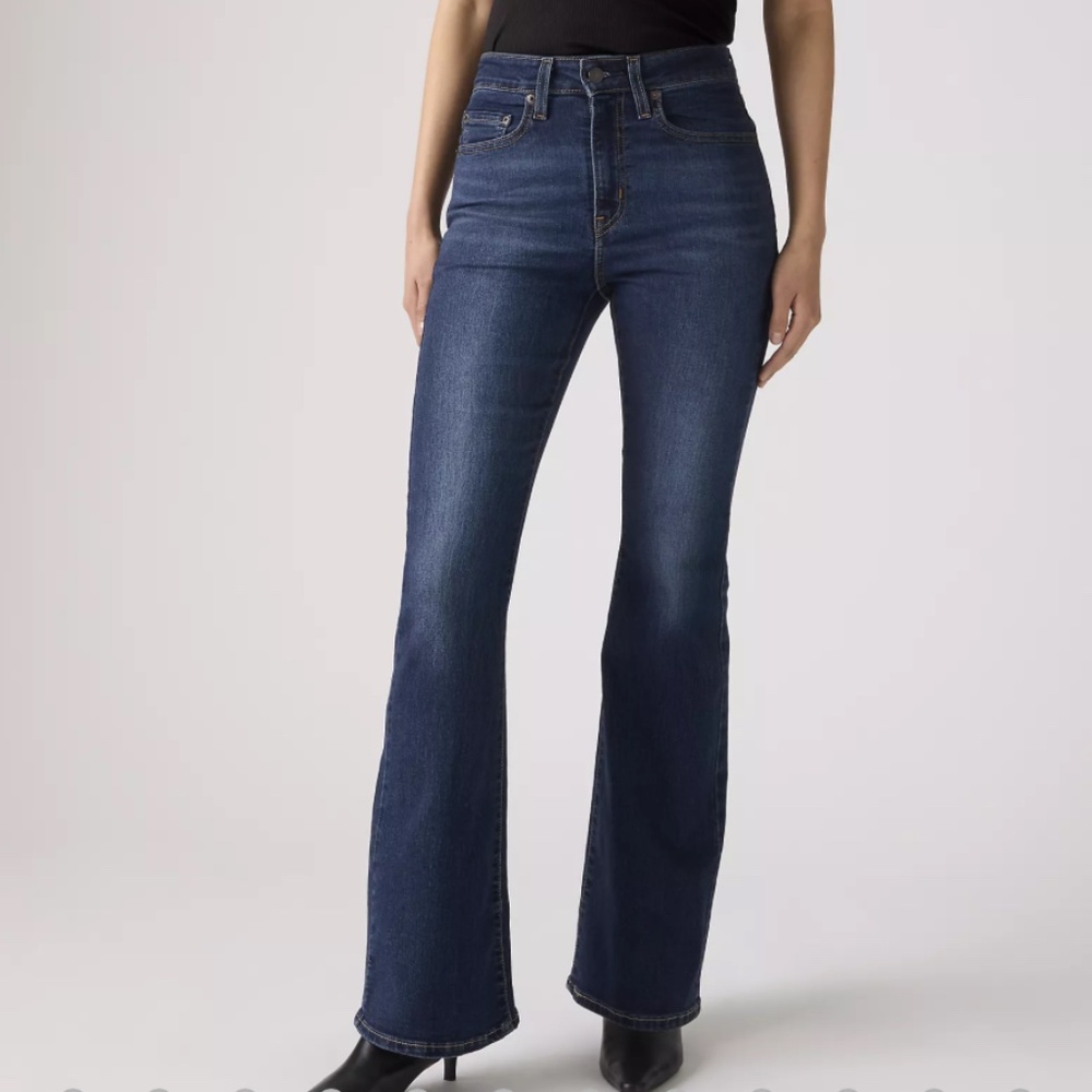 Levi's Women's 726 High-Rise Flare Leg Jeans Dark Wash 28 Stretch Classic Casual
